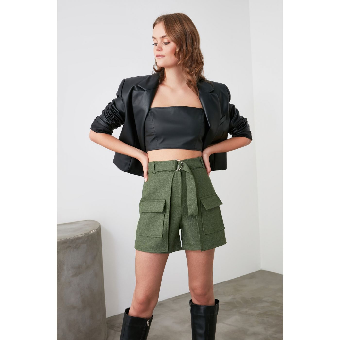 Trendyol Khai Belt Pocket Detailed Shorts & Bermuda