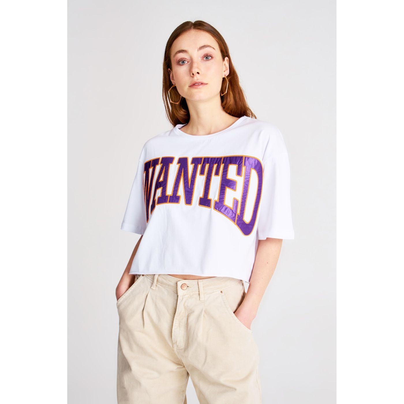 Trendyol White Embroidered Crop Knitted T-Shirt