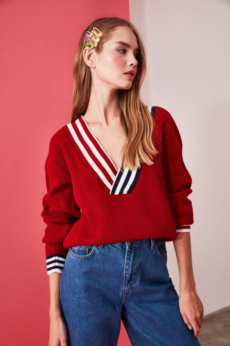 Trendyol Knitwear Sweater with Red Collar Stripe