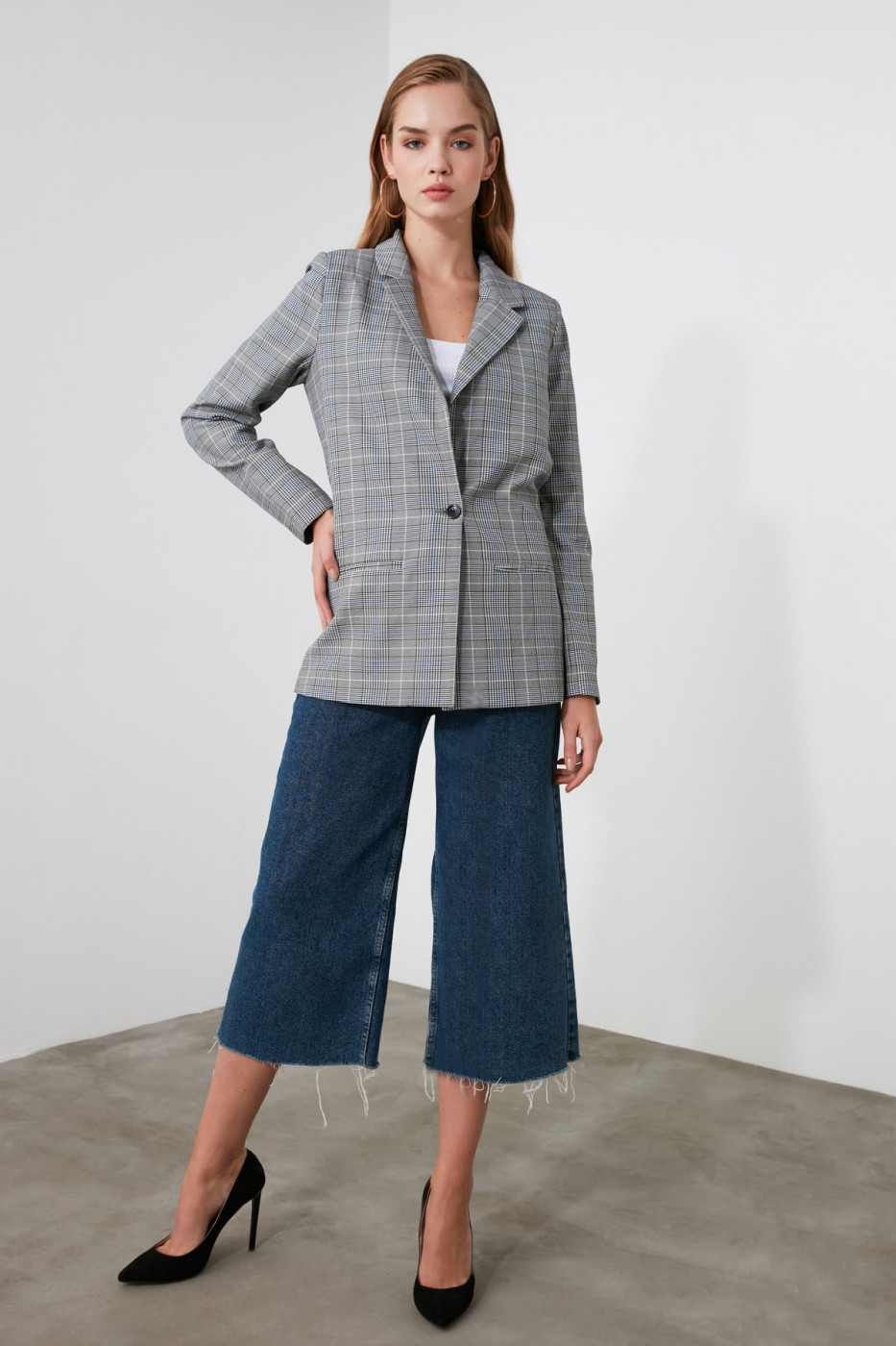 Trendyol Grey Plaid Jacket