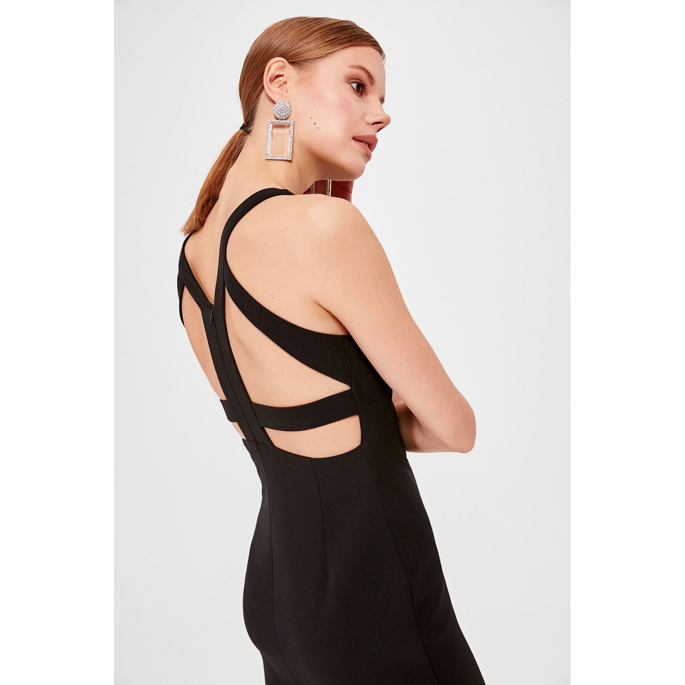 Trendyol Black Back Cleavage Detailed Dress