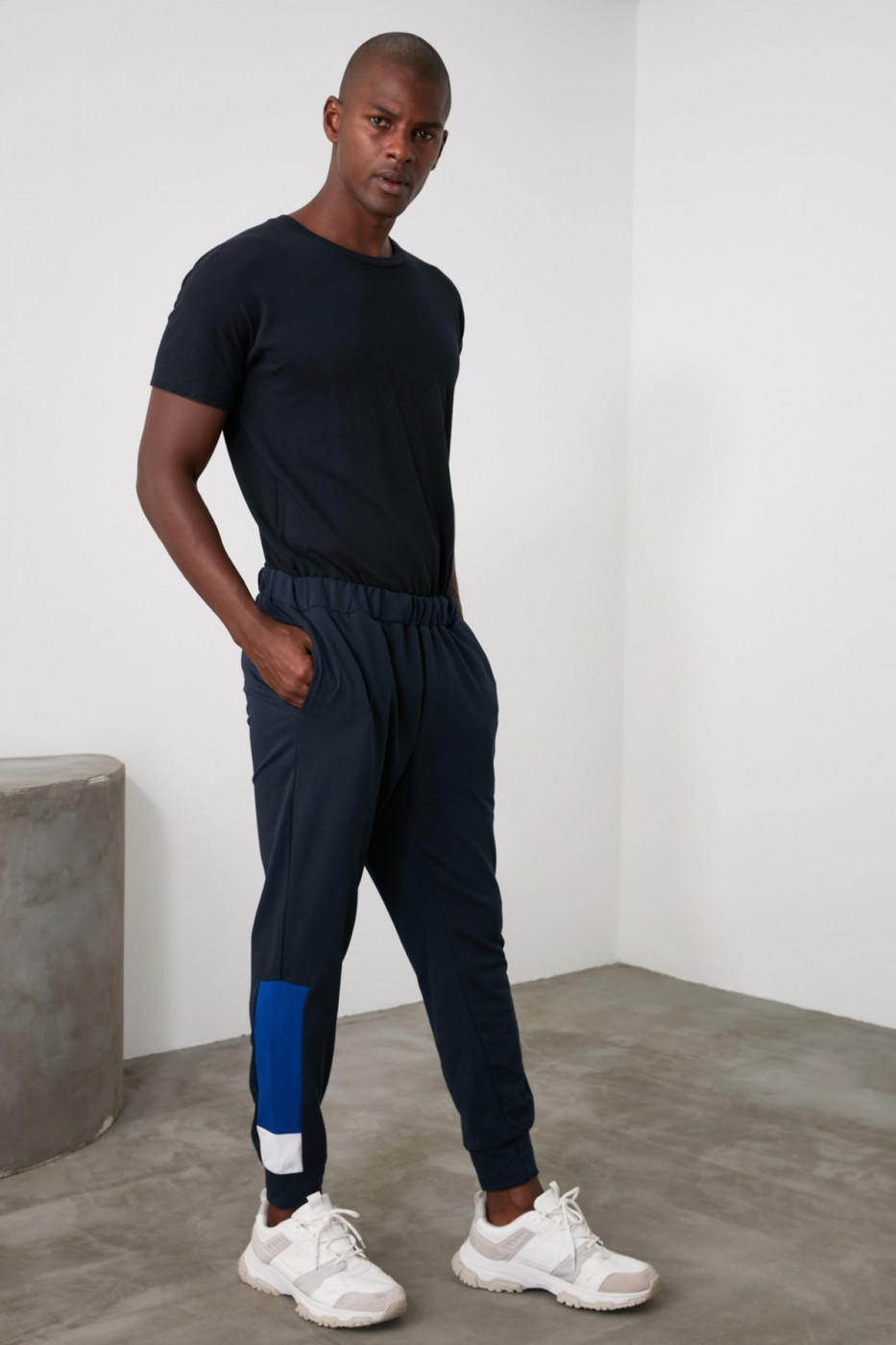 Trendyol Navy Men's Panel Regular Rubber Hem Tracksuit bottom