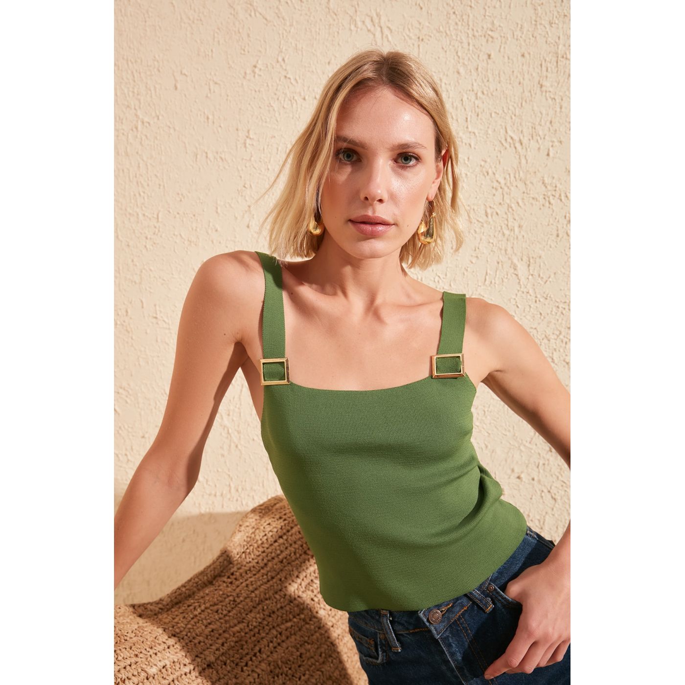 Naiste top Trendyol Buckle detailed