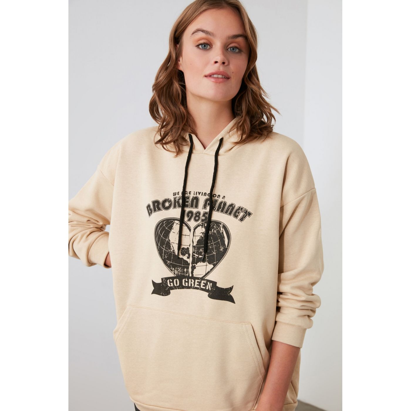 Trendyol Beige Printed Boyfriend Knitted Sweatshirt
