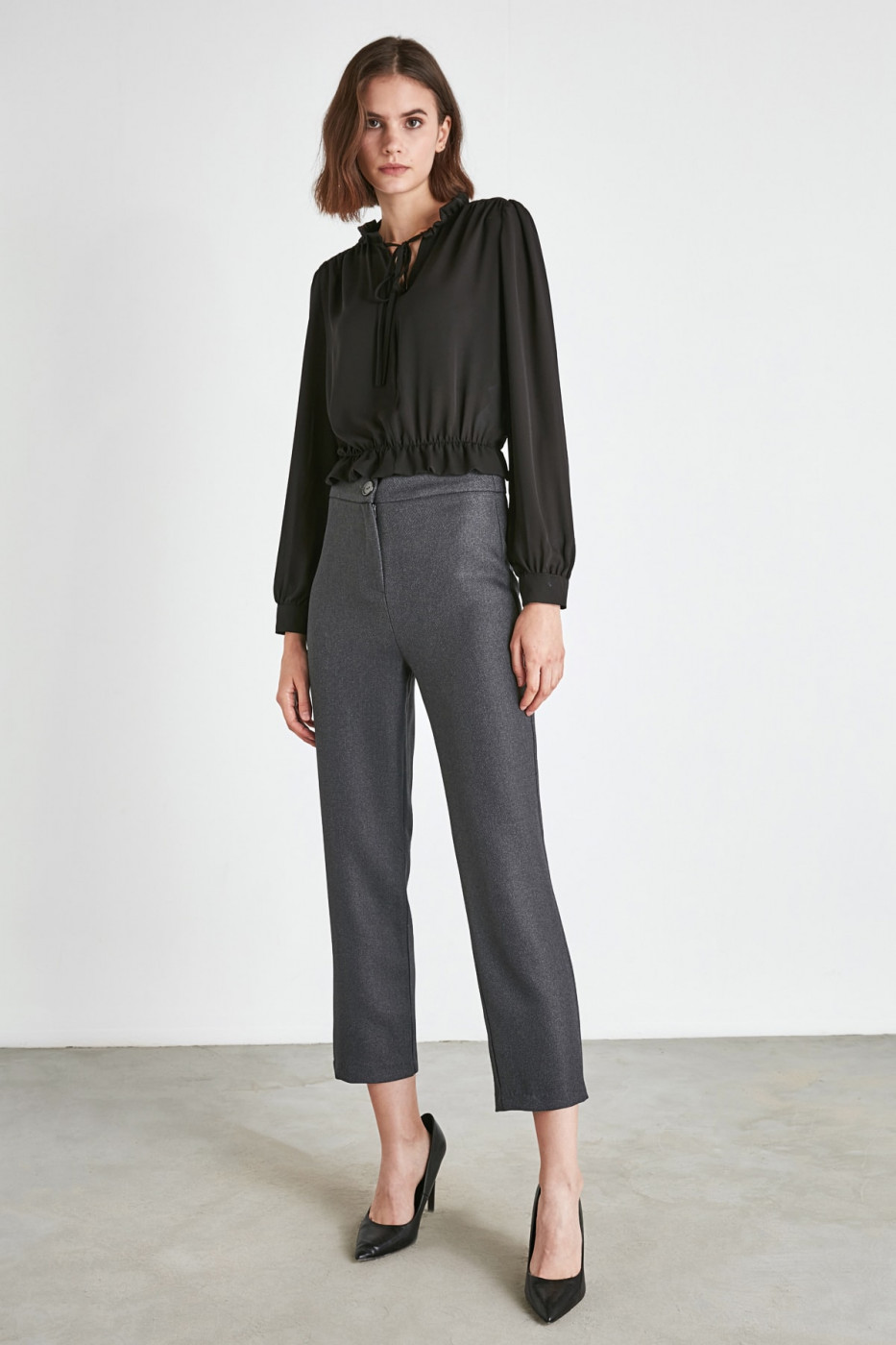 Trendyol Anthracite Straight Cut Pants