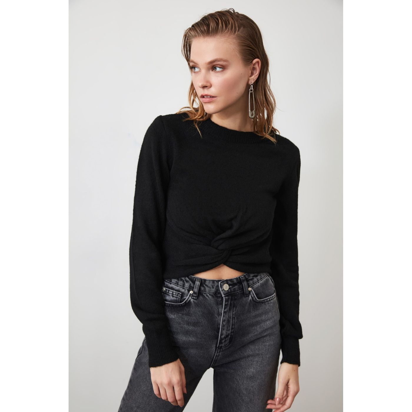 Trendyol Black Ruffle Detailed Knitwear Sweater