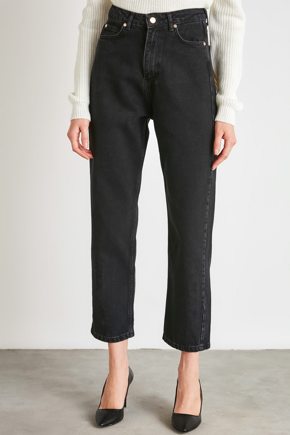 Trendyol High Waist Straight Jeans WITH Black Back Hem Zipper Detailing