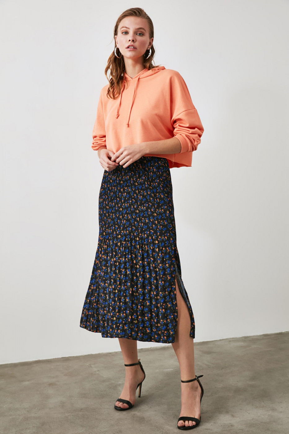 Trendyol Black Patterned Skirt