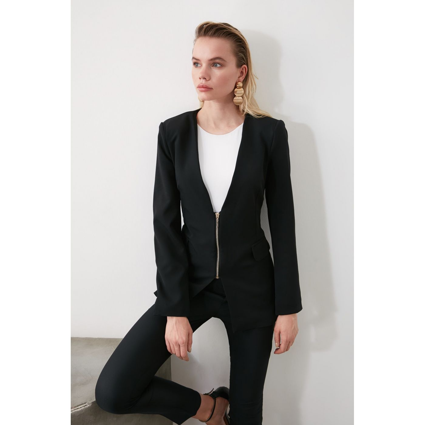 Trendyol Black Zipper Jacket