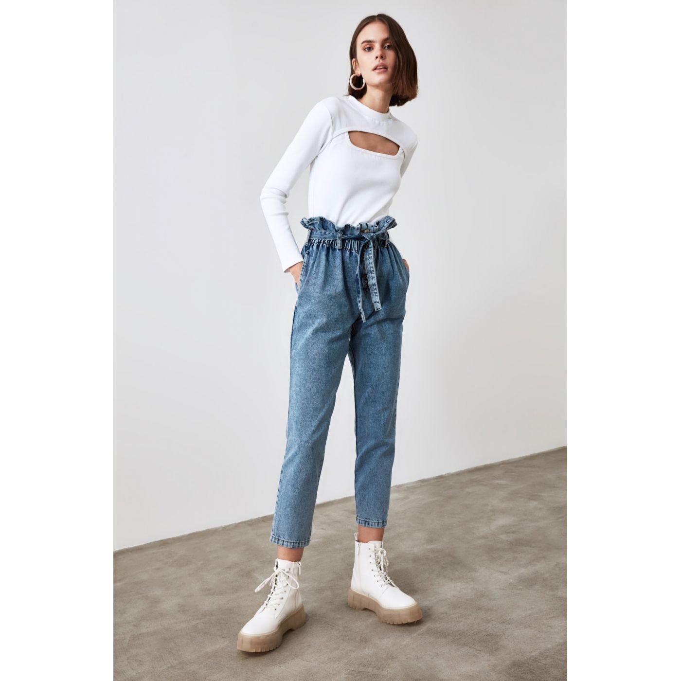 Trendyol Blue Belt Bell Elasticed Super High Waist Mom Jeans