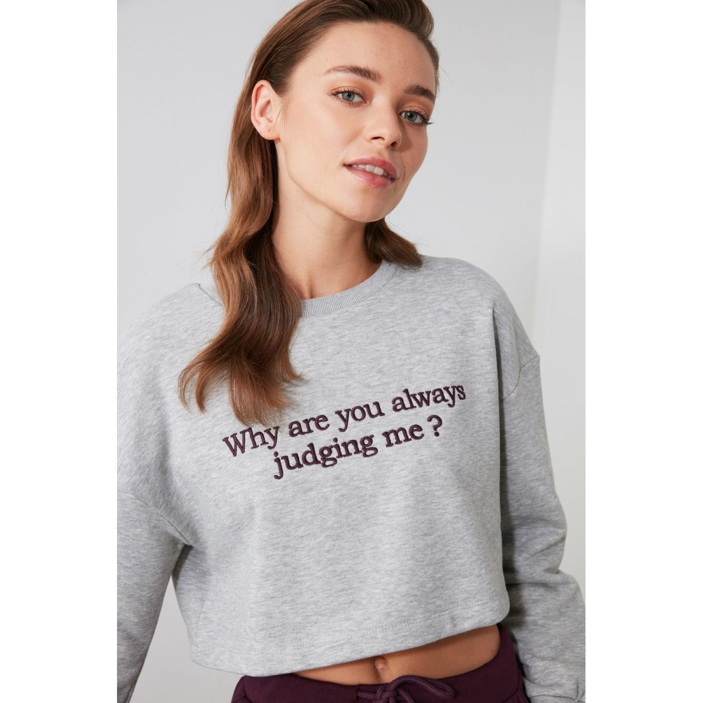 Trendyol Grey Embroidered Crop Knitted Sweatshirt