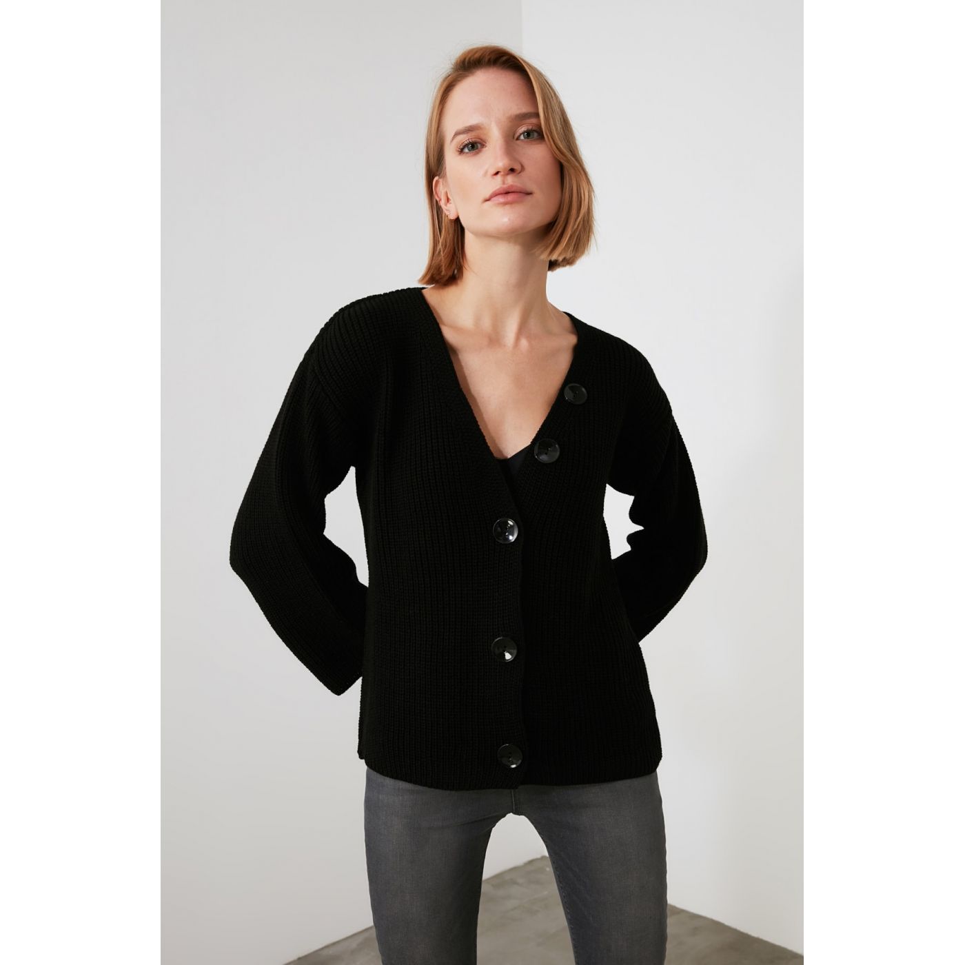 Trendyol Black Button Detailed Knitwear Cardigan