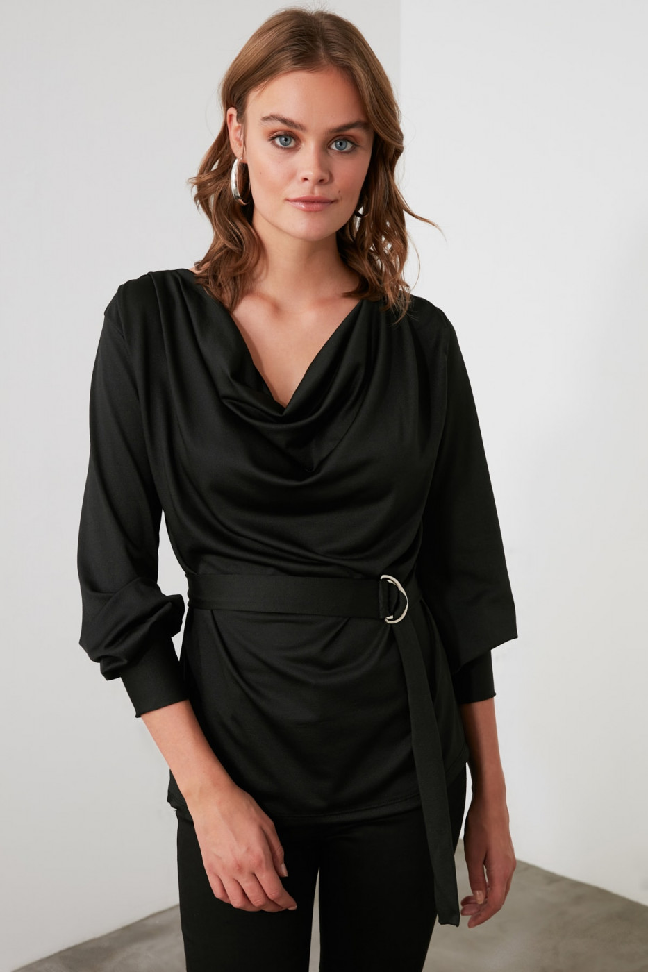 Trendyol Black Degaje Collar Knitted Blouse