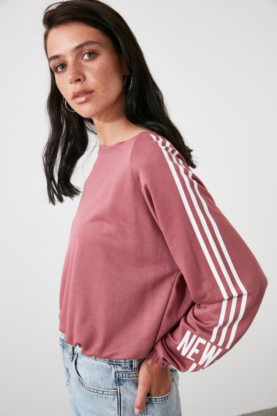 Trendyol Rose Dry Back Printed Knitted Sweatshirt