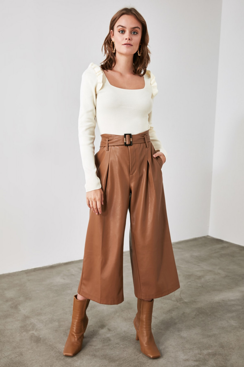Trendyol Stone Shoulder Ruffly Knitwear Sweater