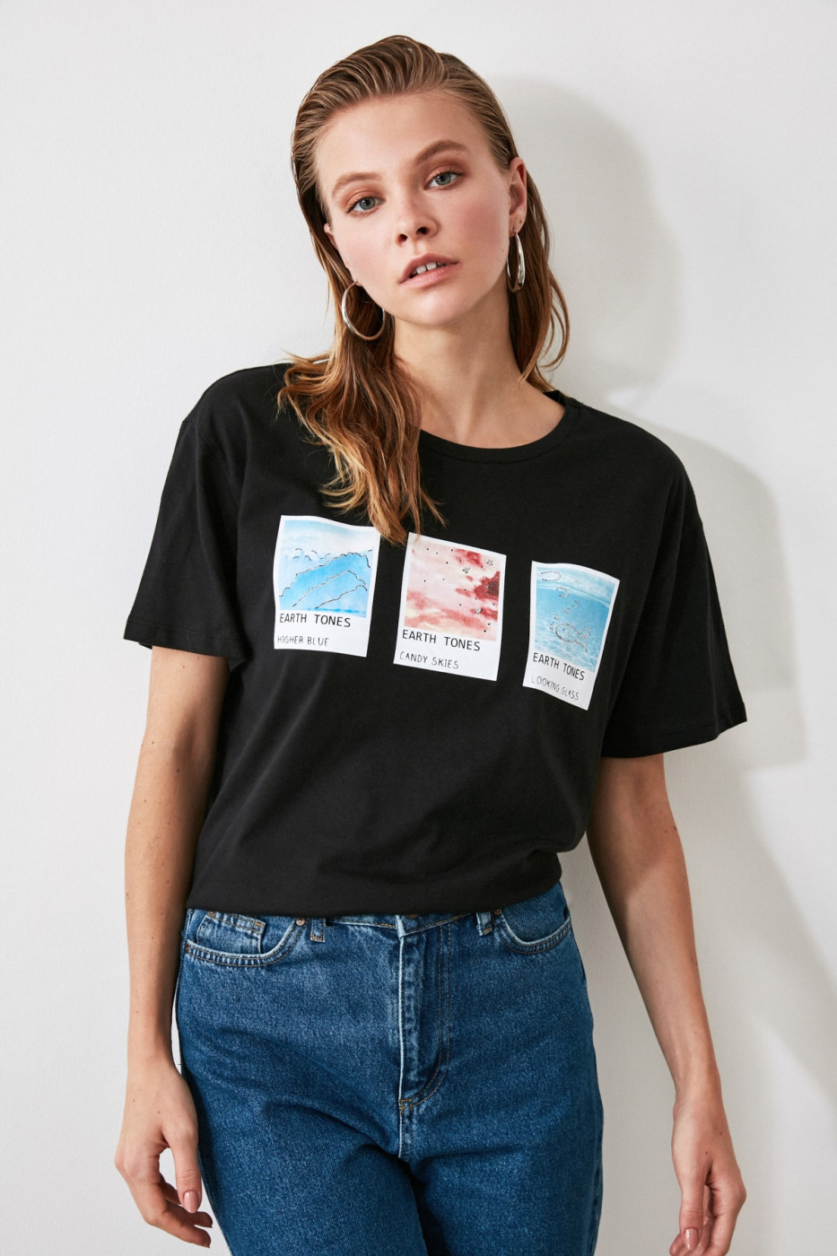 Trendyol Black Printed Semifitted Knitted Shirt
