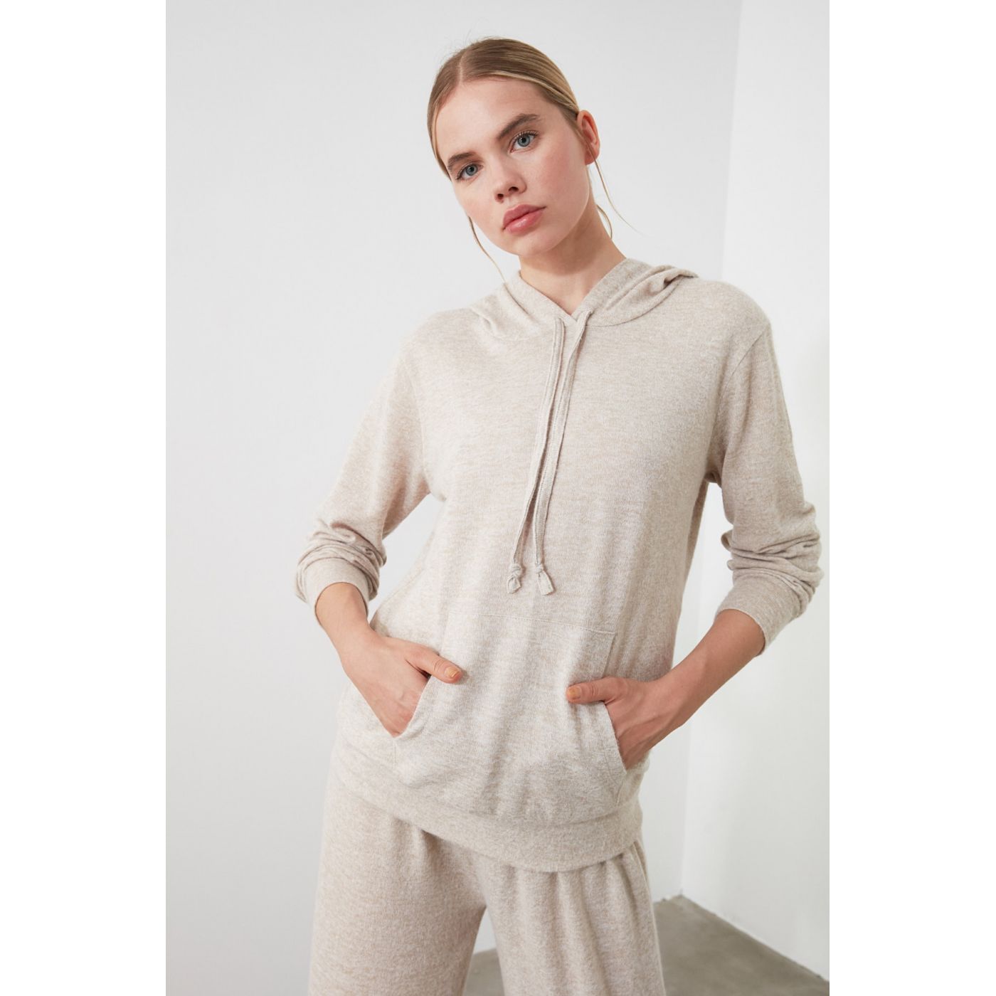 Trendyol Beige Hooded Basic Sports Sweatshirt