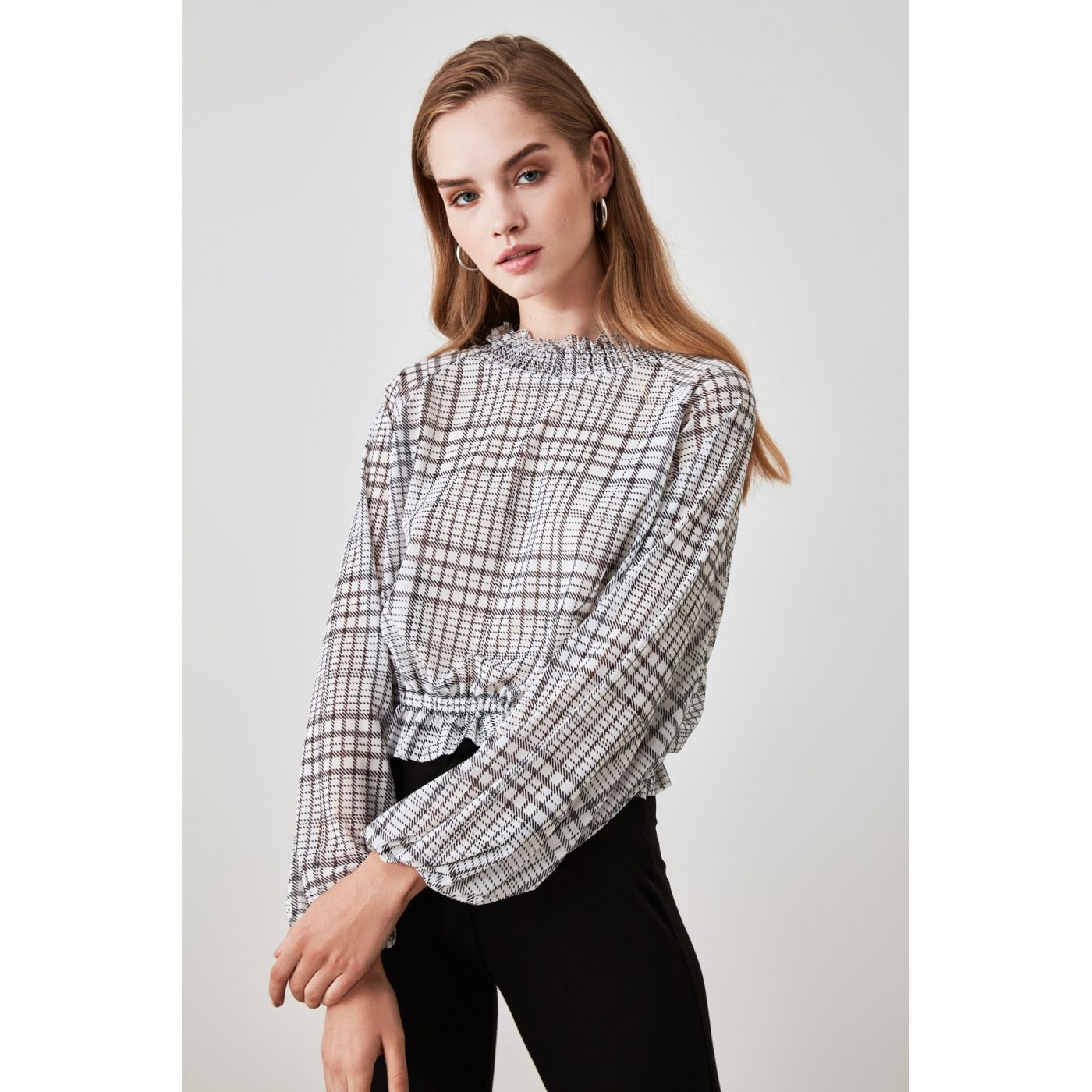 Trendyol Grey Plaid Tulle Knitted Blouse