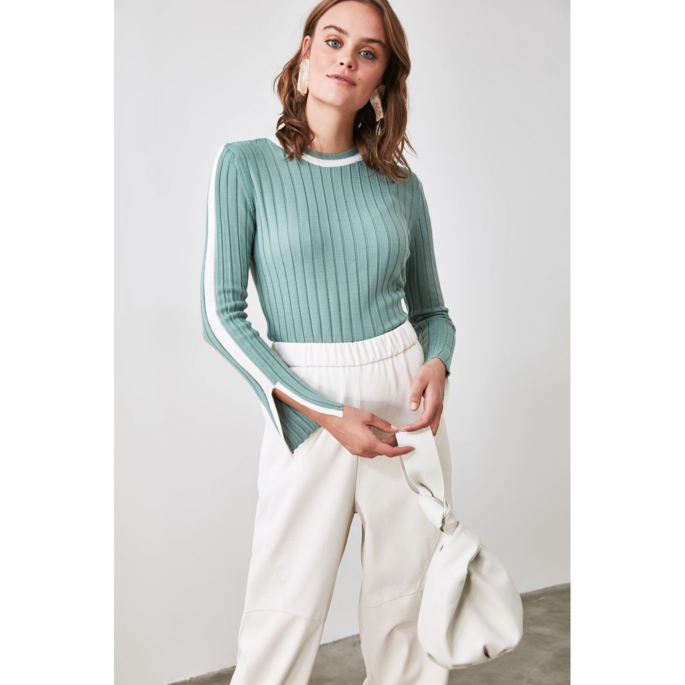 Trendyol Mint Sleeves Slit Detailed Knitwear Sweater