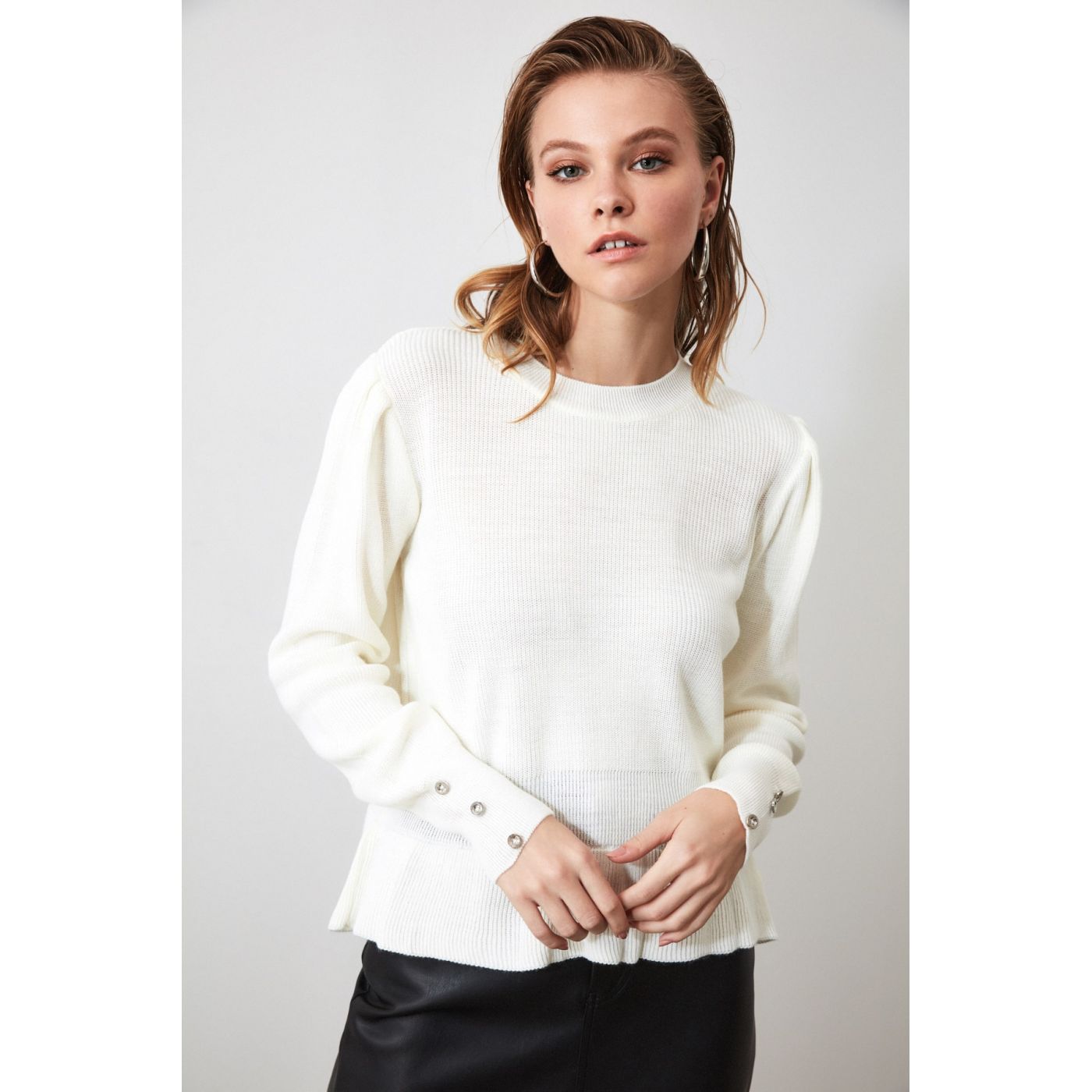 Trendyol Ekru Volli Knit Sweater