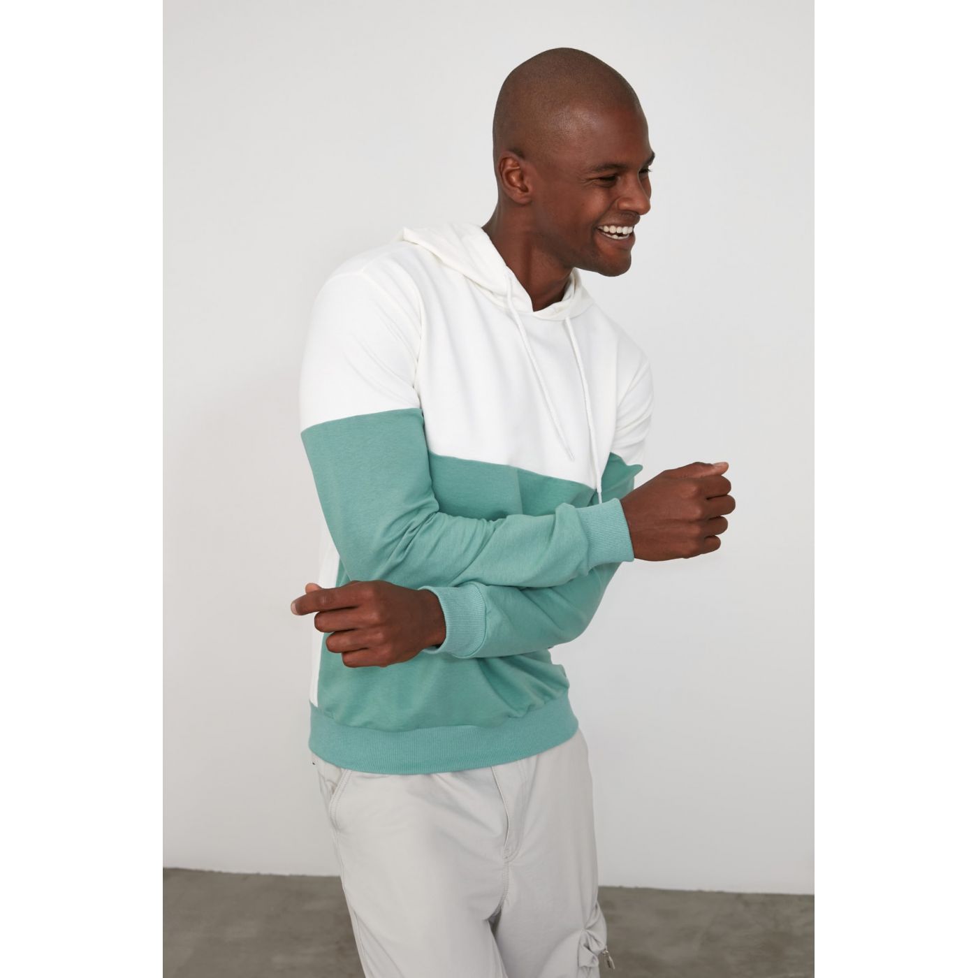 Trendyol Ekru Men's Panel Hooded Sweatshirt