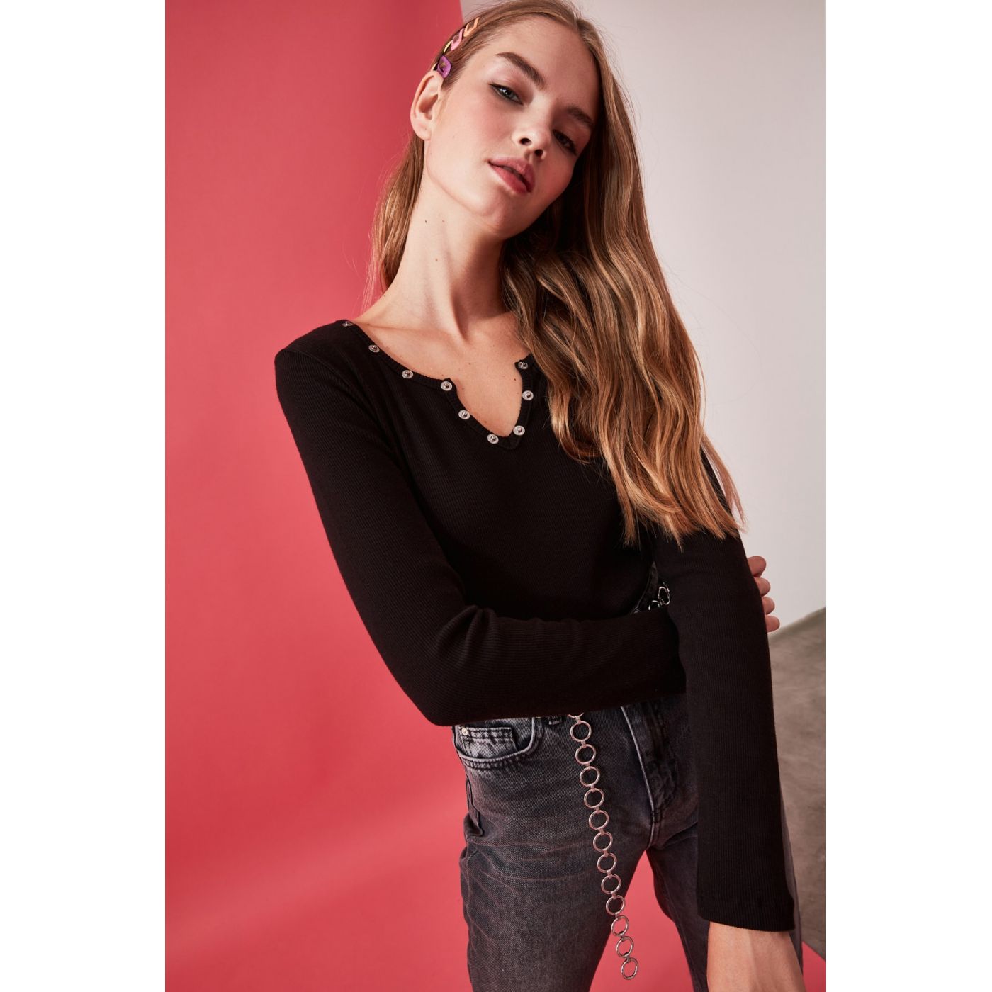Trendyol Black Stud Detail V Collar Fitilli Knitted Blouse