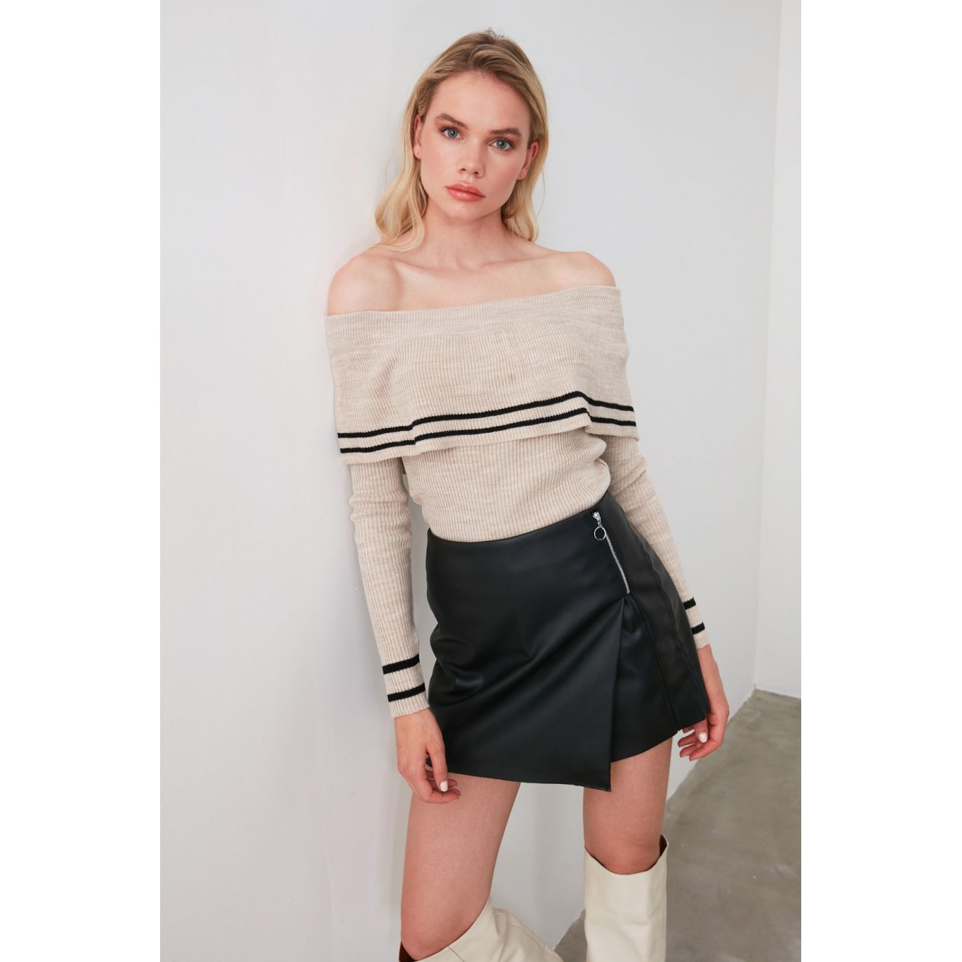 Trendyol Beige Carmen Collar Knitwear Sweater