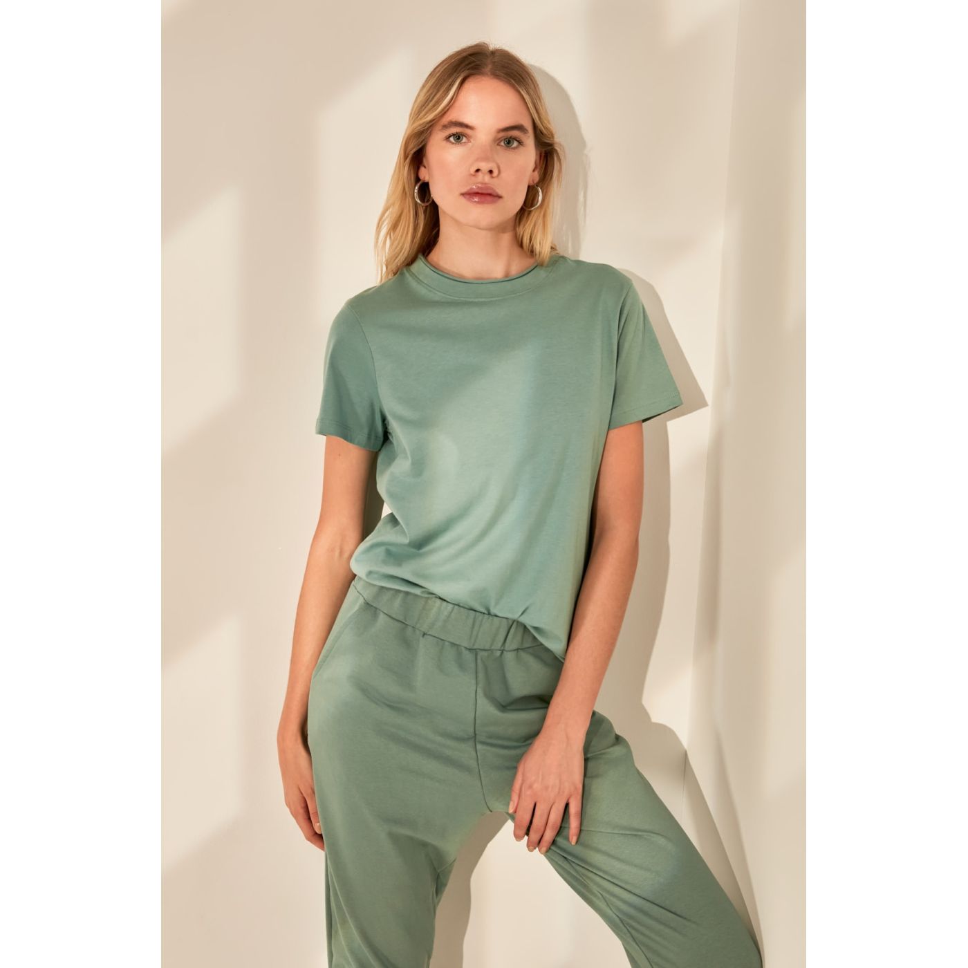 Trendyol Mint Basic Knitted T-Shirt