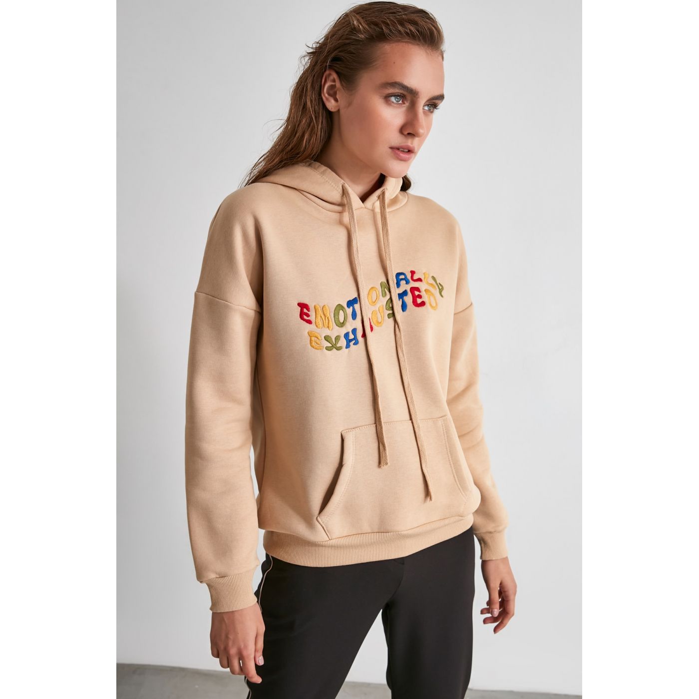Trendyol Camel Embroidered Hooded Basic Knitted Sweatshirt