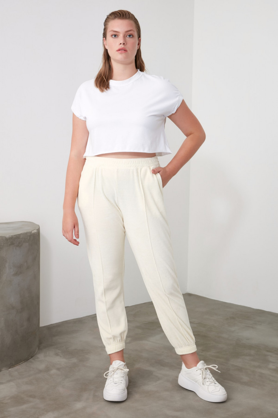 Trendyol Ekru Velvet Knitted Tracksuit bottom