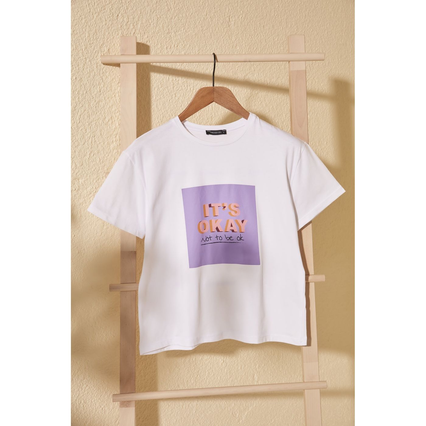 Trendyol Ekru Printed Semifitted Knitted T-Shirt