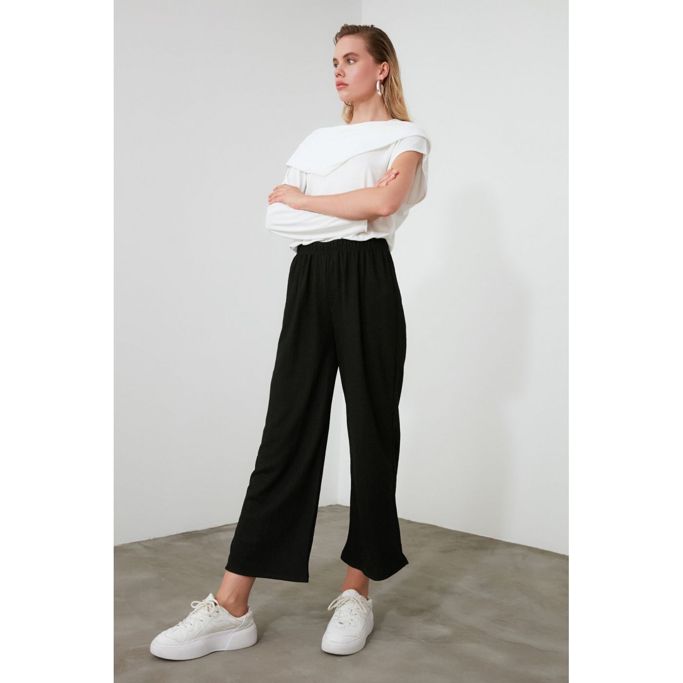 Trendyol Black Knitting Pants