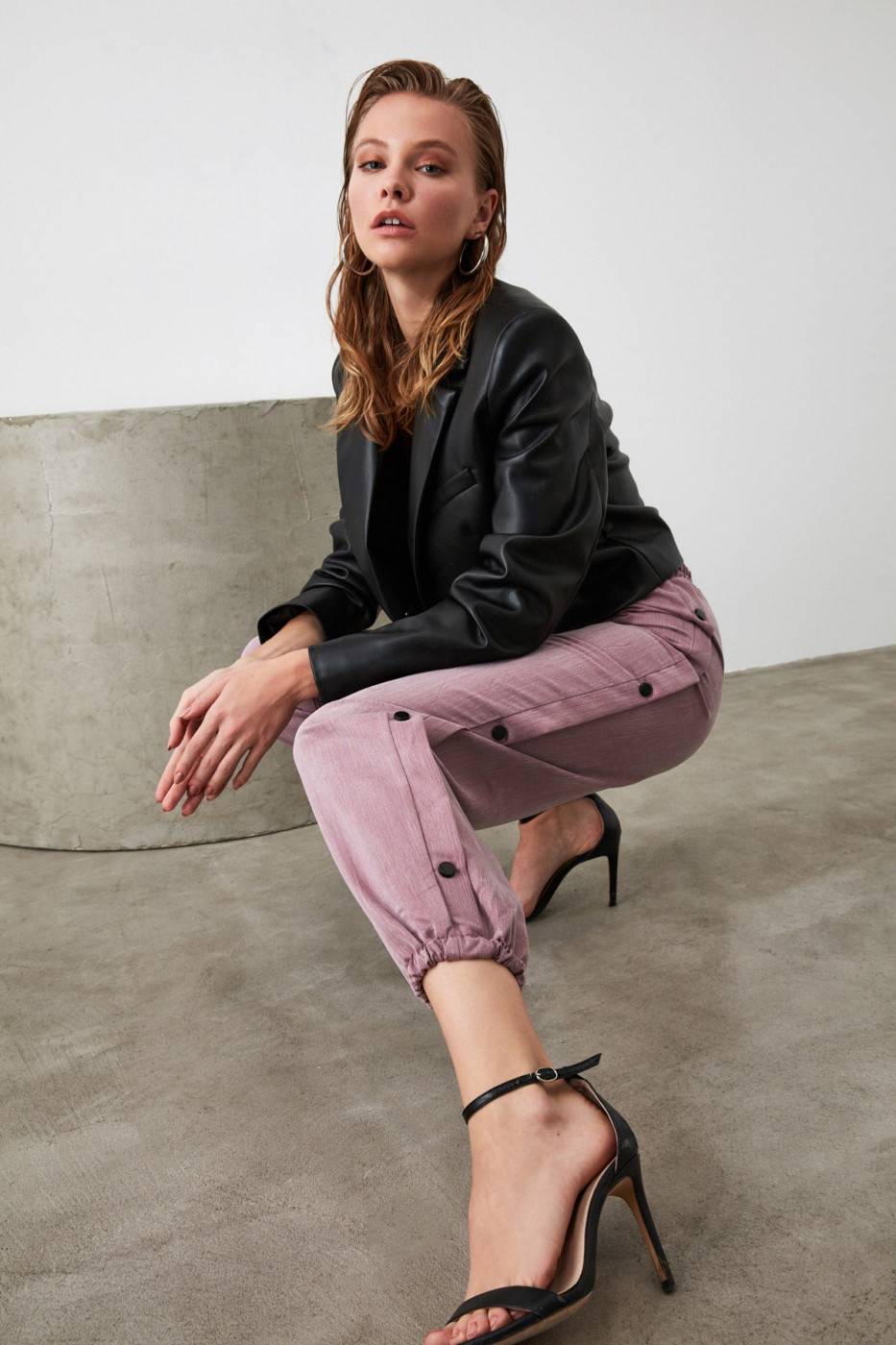 Trendyol Rose Dry Ruffle Pants