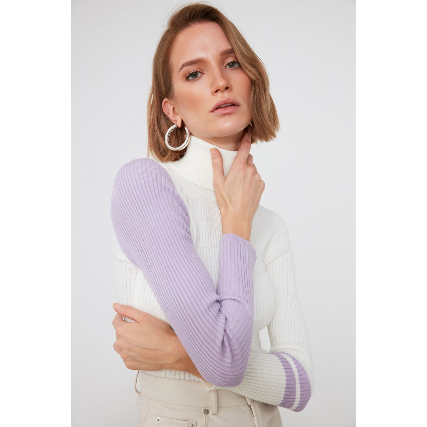 Trendyol Lila Handle Color Block Knitwear Sweater