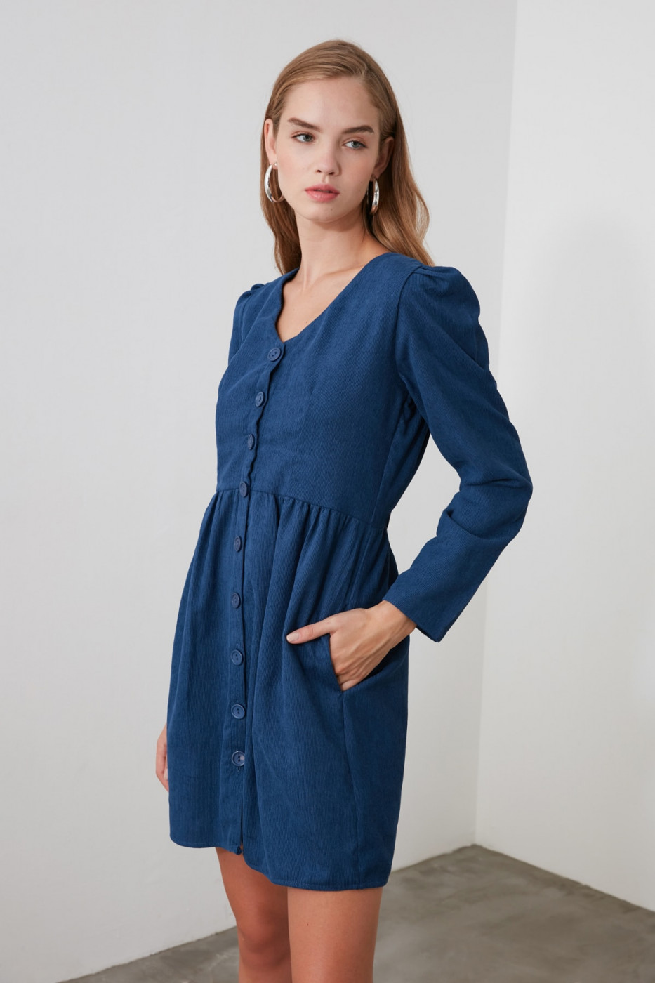 Trendyol Indigo Button Detailed Velvet Dress