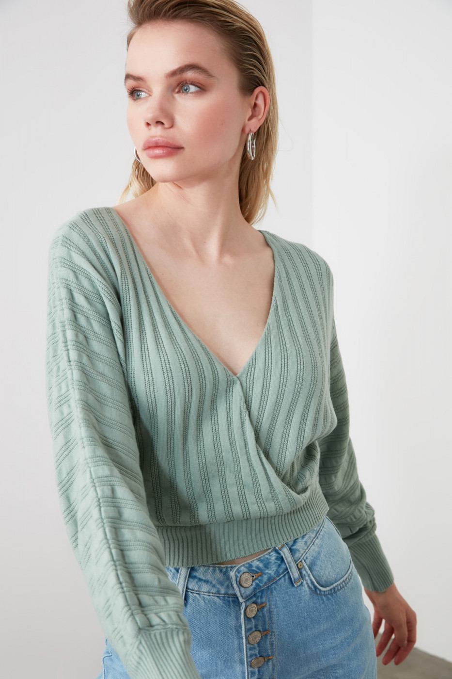 Trendyol Mint Cruise Collar Knit Sweater