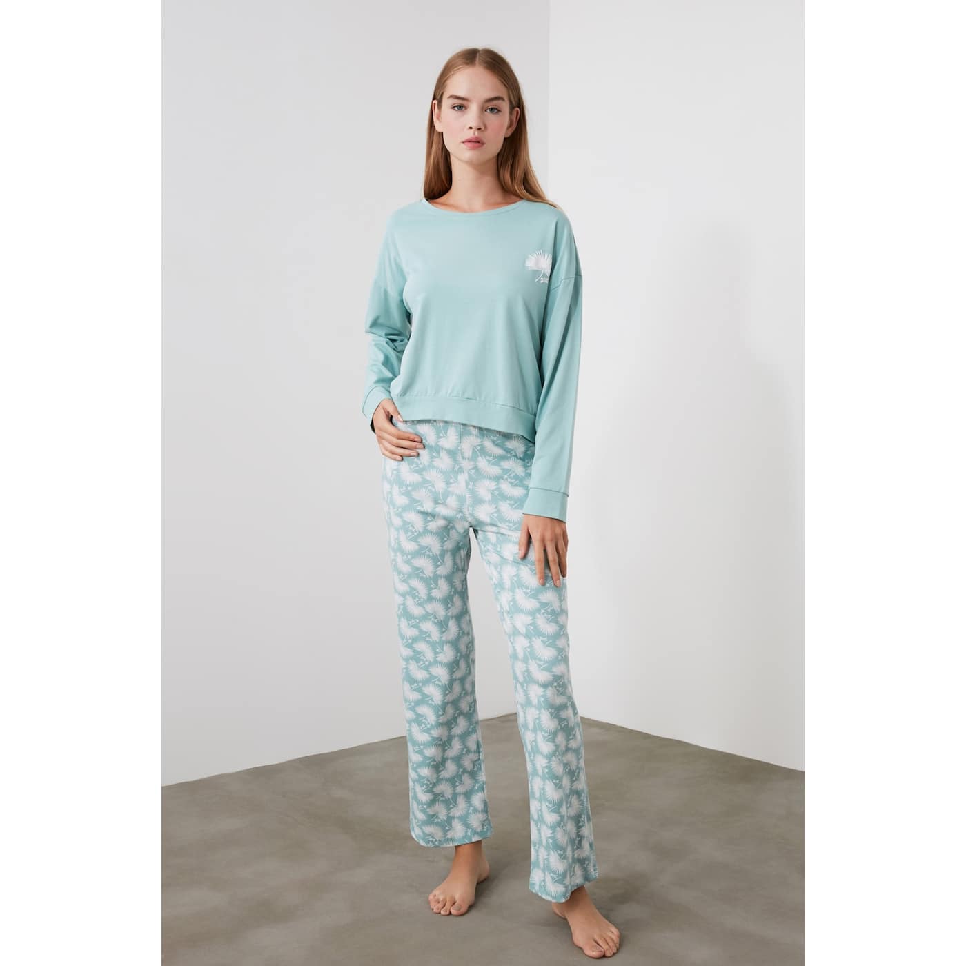 Trendyol Mint Printed Knitted Pyjamas Kit