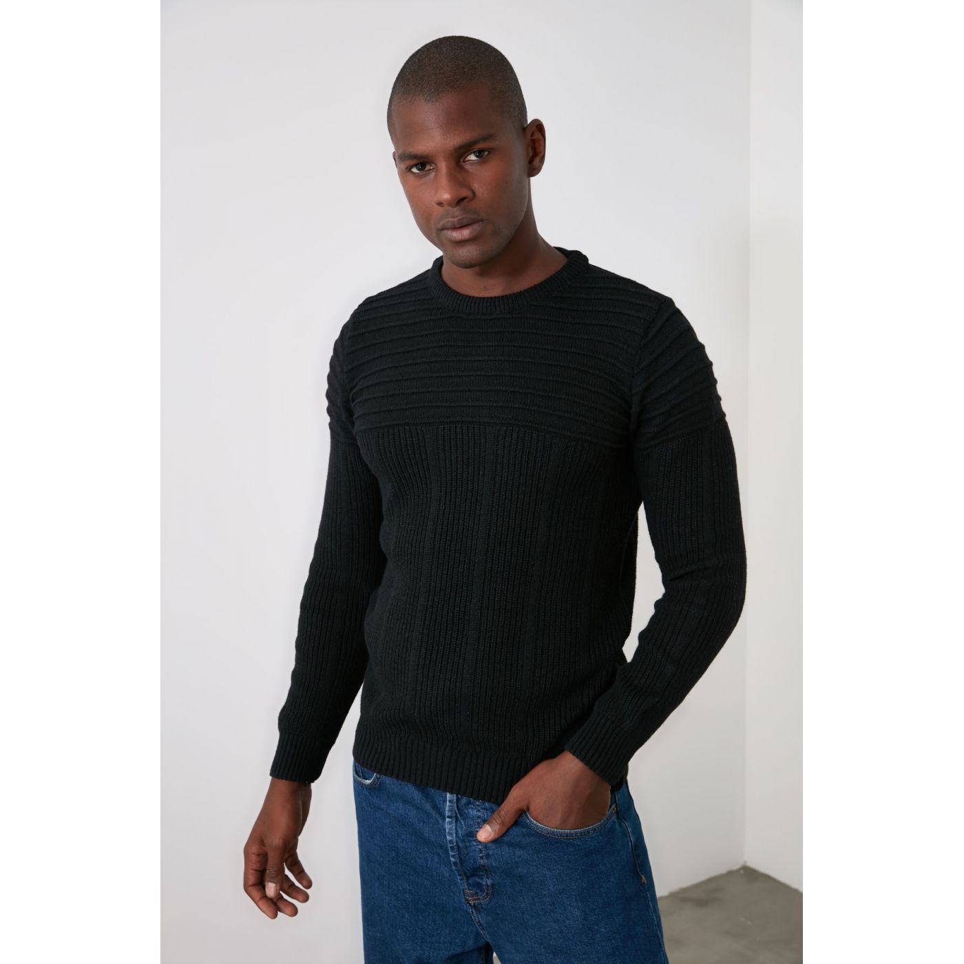 Trendyol Black Male Texture Paneled Bicycle Collar Knitwear Sweater
