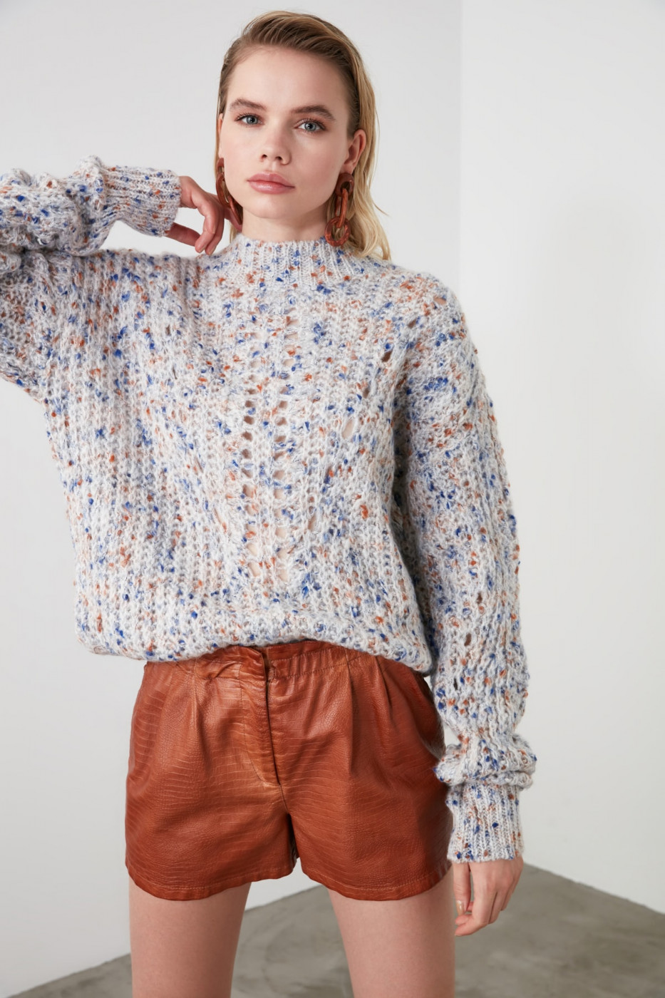 Trendyol Blue Muline Knitting Detailed Knitwear Sweater