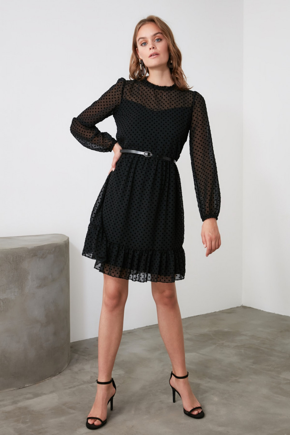 Trendyol Black Belt Tulle Detailing Dress