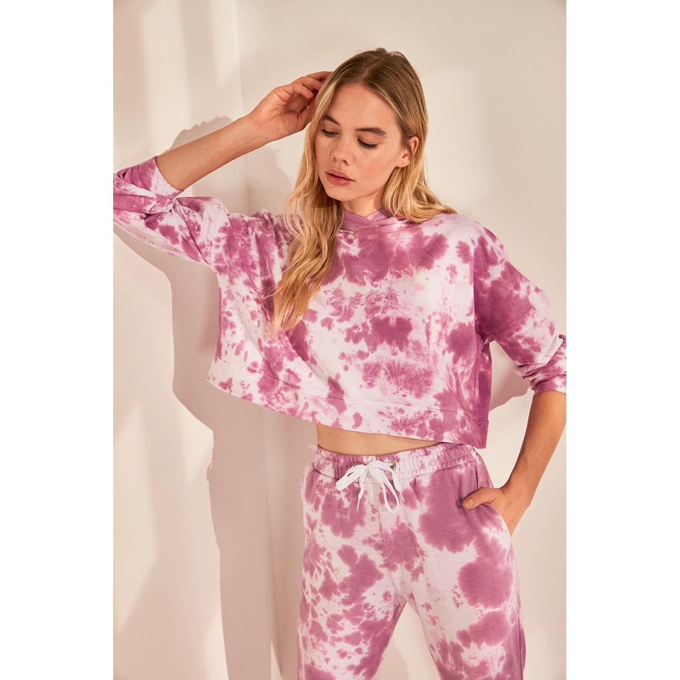 Naiste dressipluus Trendyol Batik