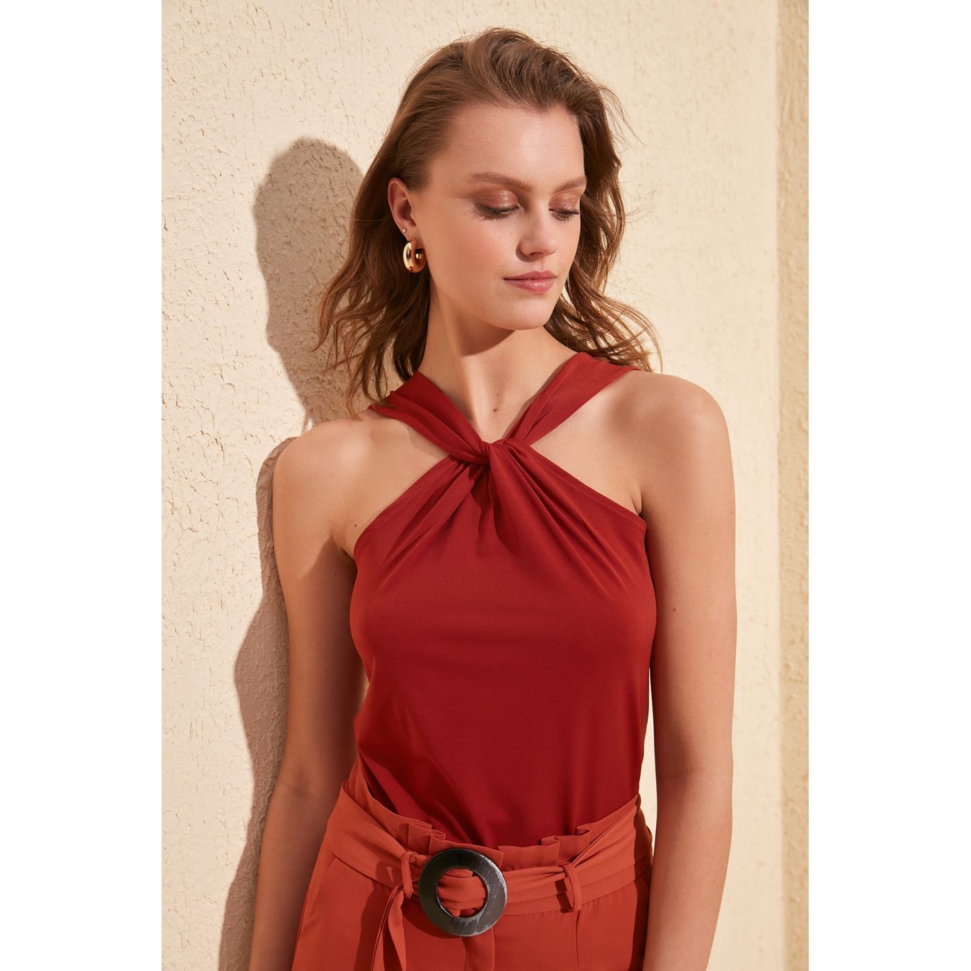 Trendyol Cinnamon Collar Detailed Knitted Blouse
