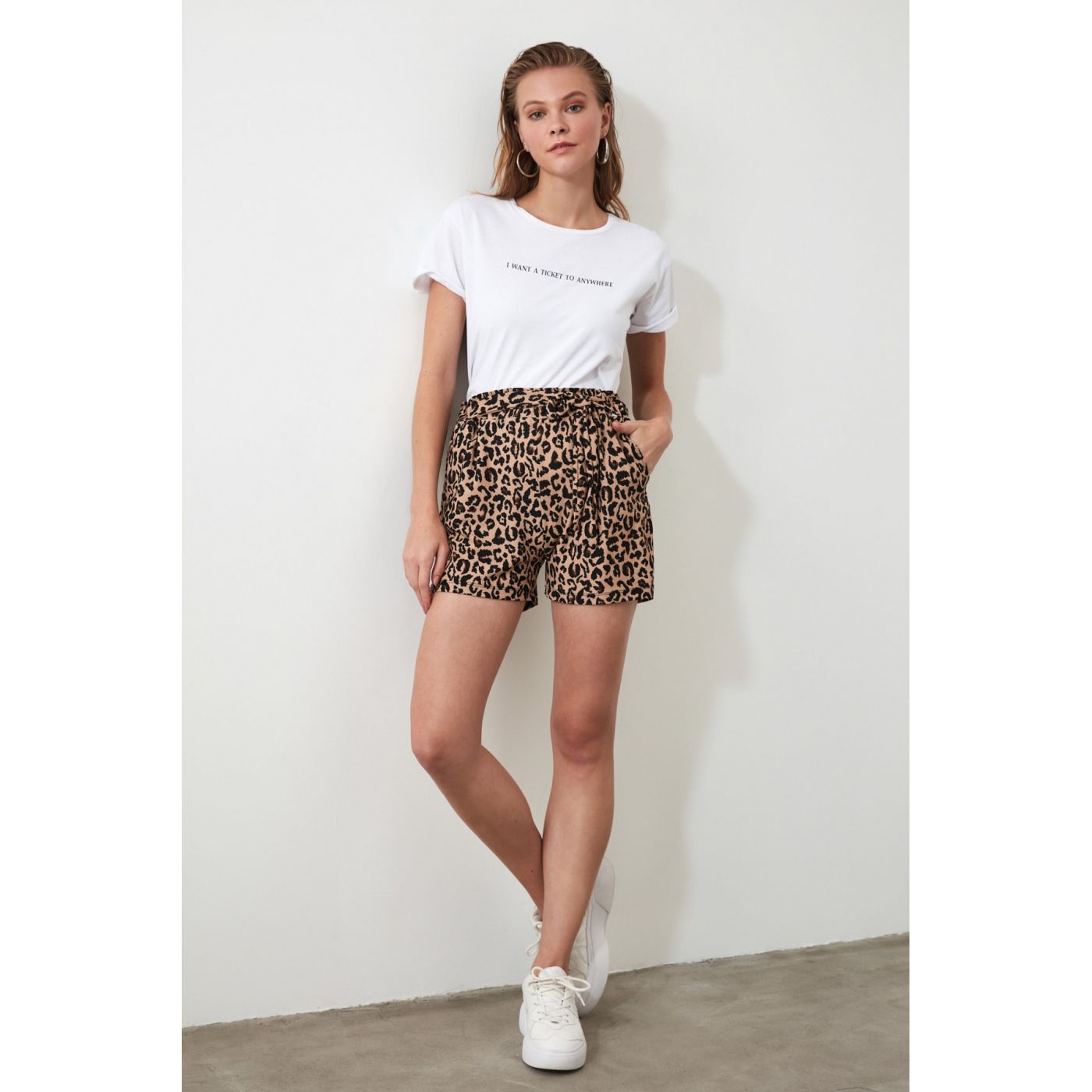 Trendyol Multi-Color Leopard Print Belt Knitting Shorts & Bermuda