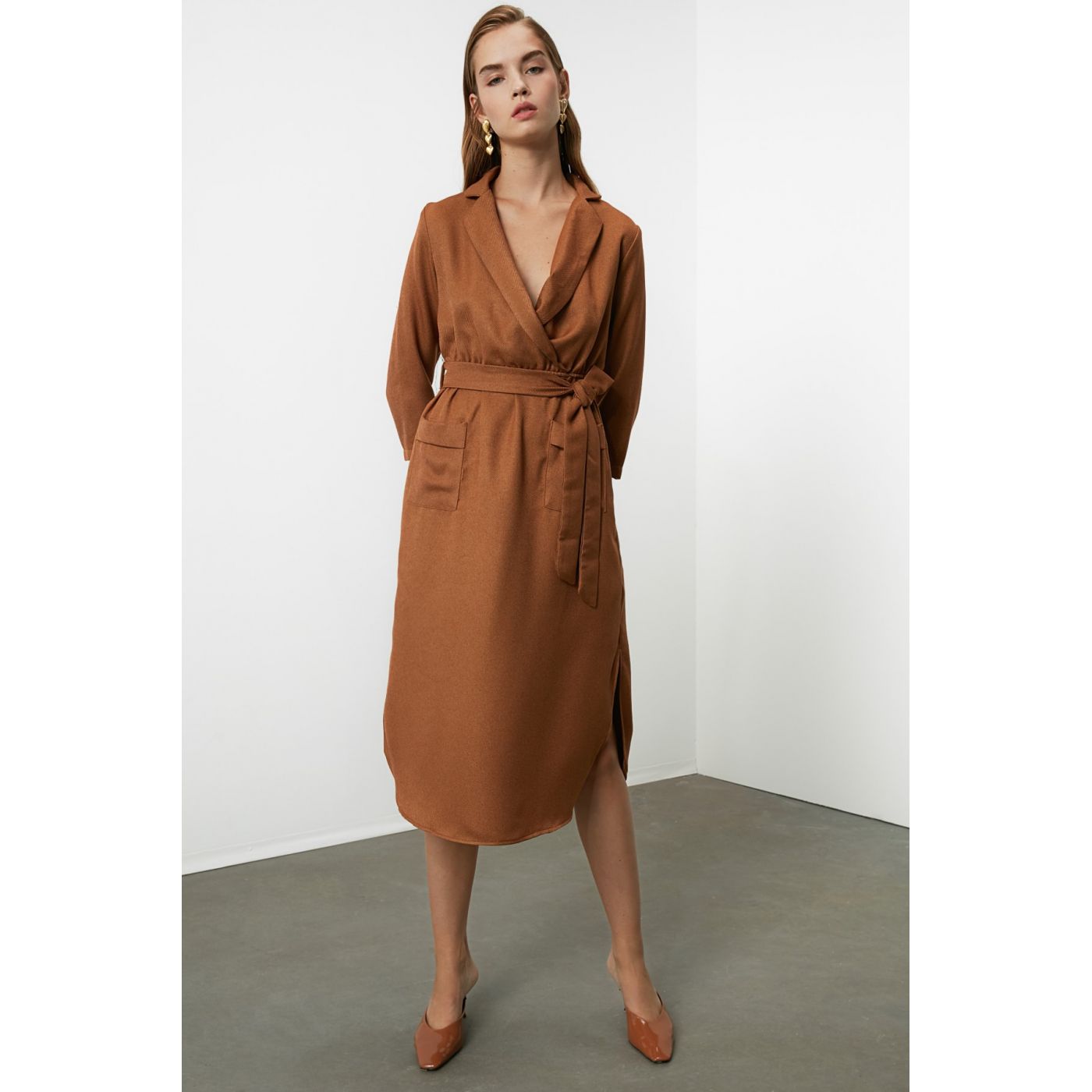 Trendyol Camel BeltEd Cruise Collar Dress