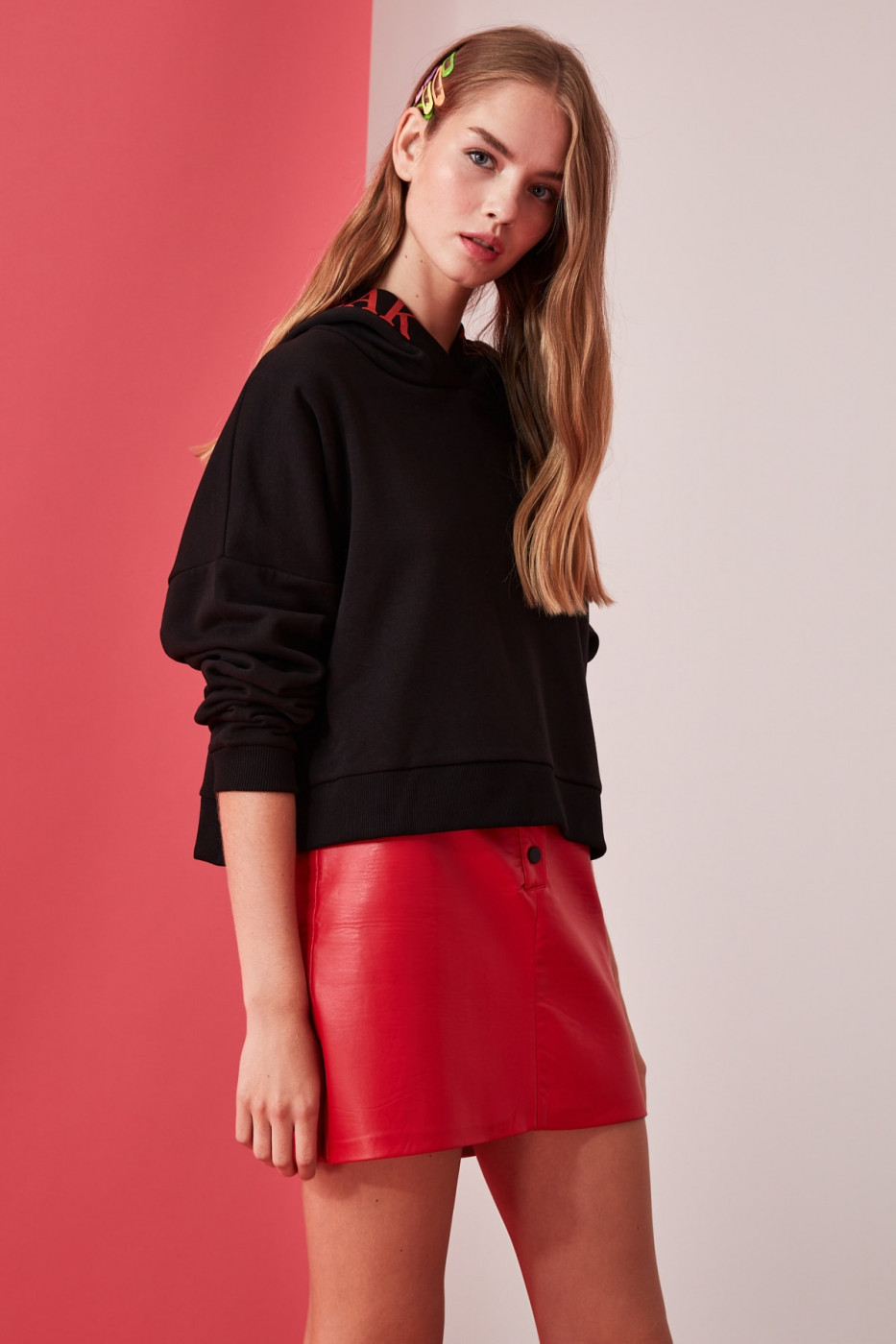 Trendyol Black Printed Basic Hooded Knitted Sweatshirt