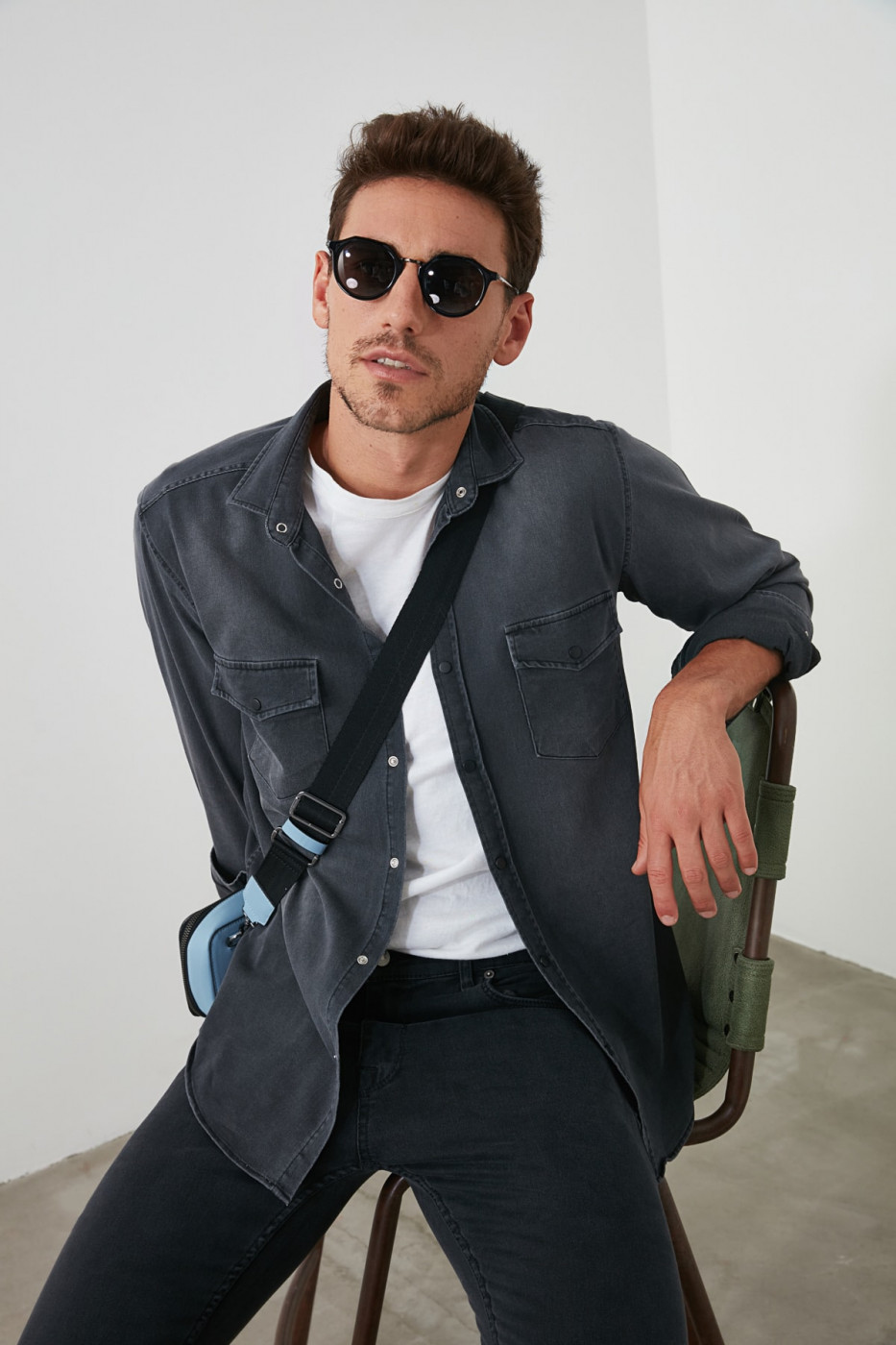Trendyol Black Male Double Pocket Denim Shirt