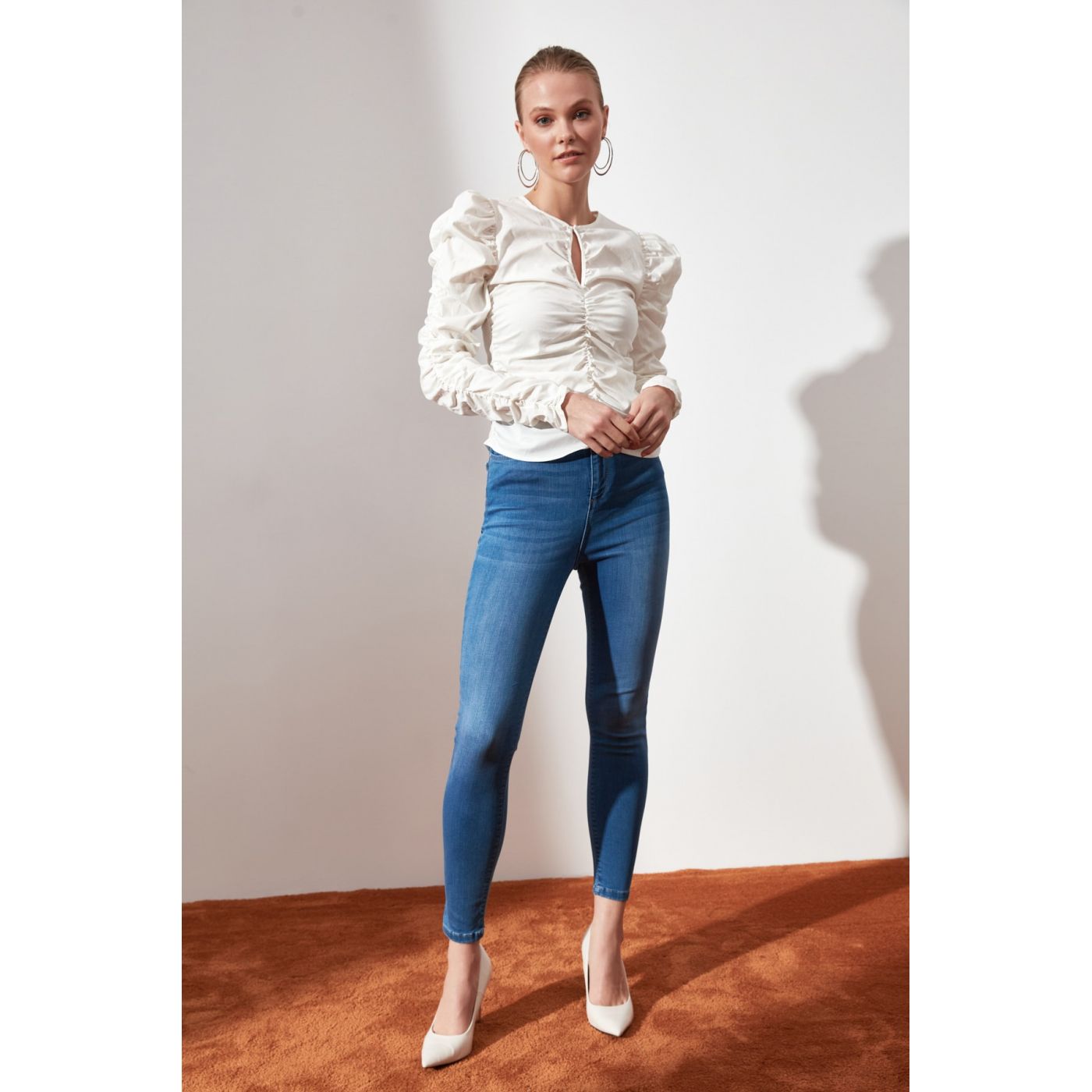 Trendyol White Snuz Blouse
