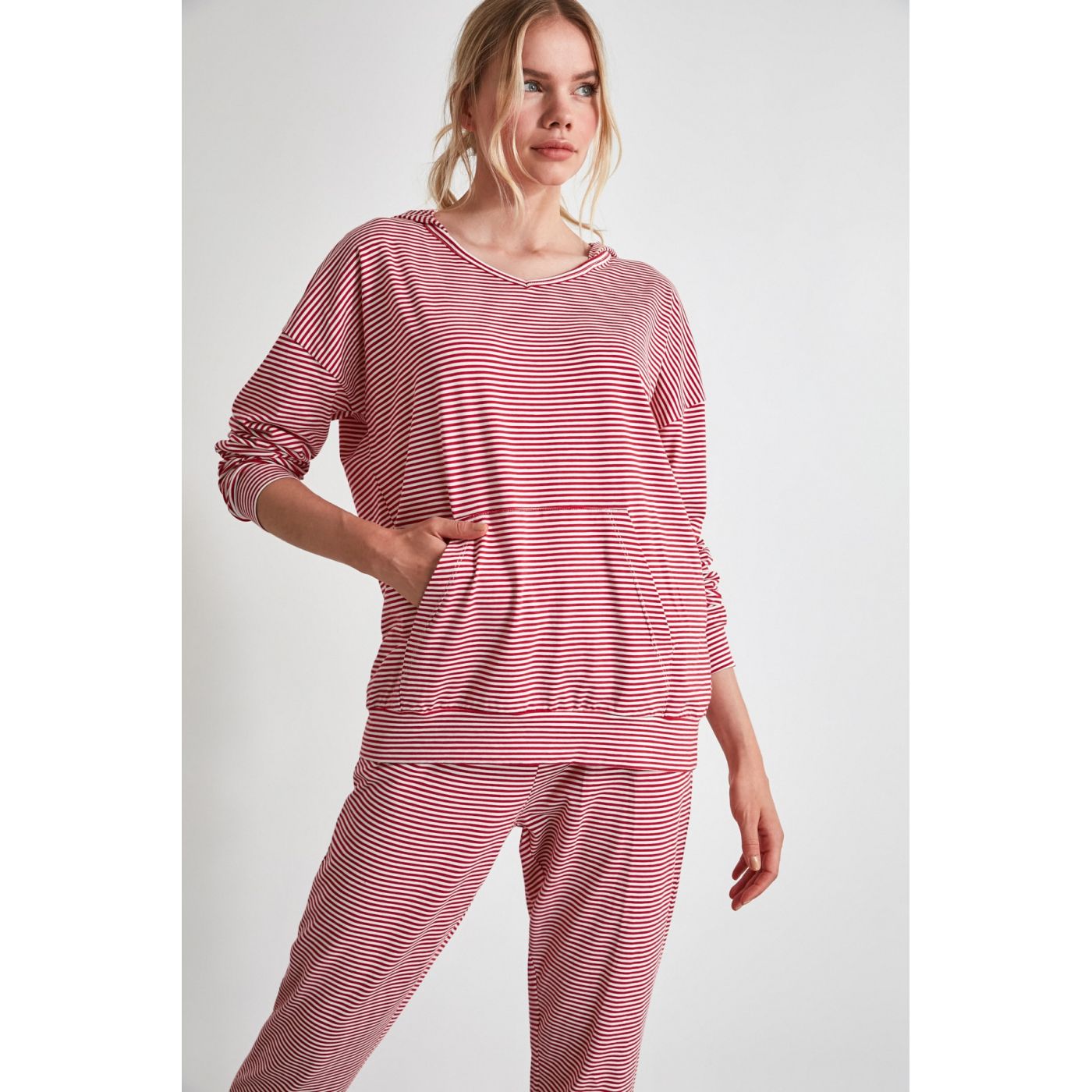 Trendyol Red Striped Hooded Knitted Pyjamas Set