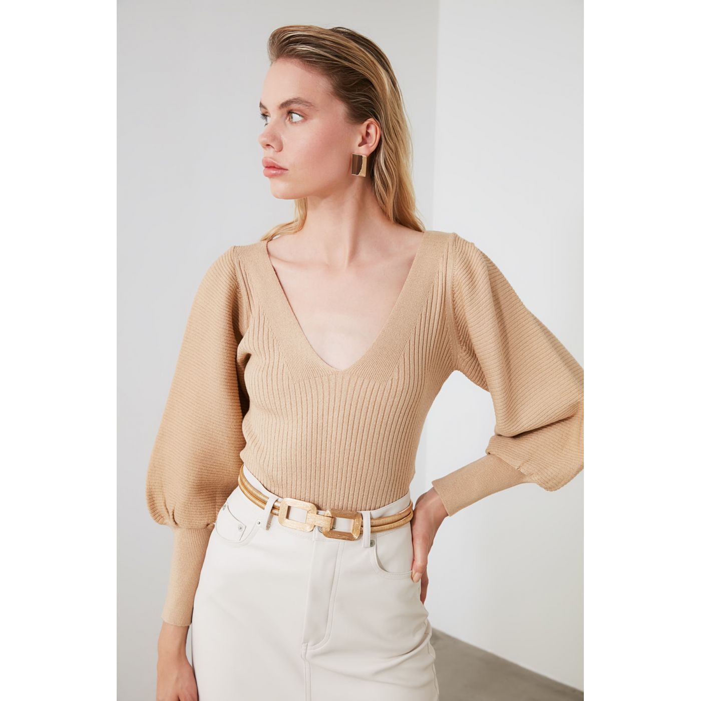Trendyol Beige V Neck Balloon Knit Sweater