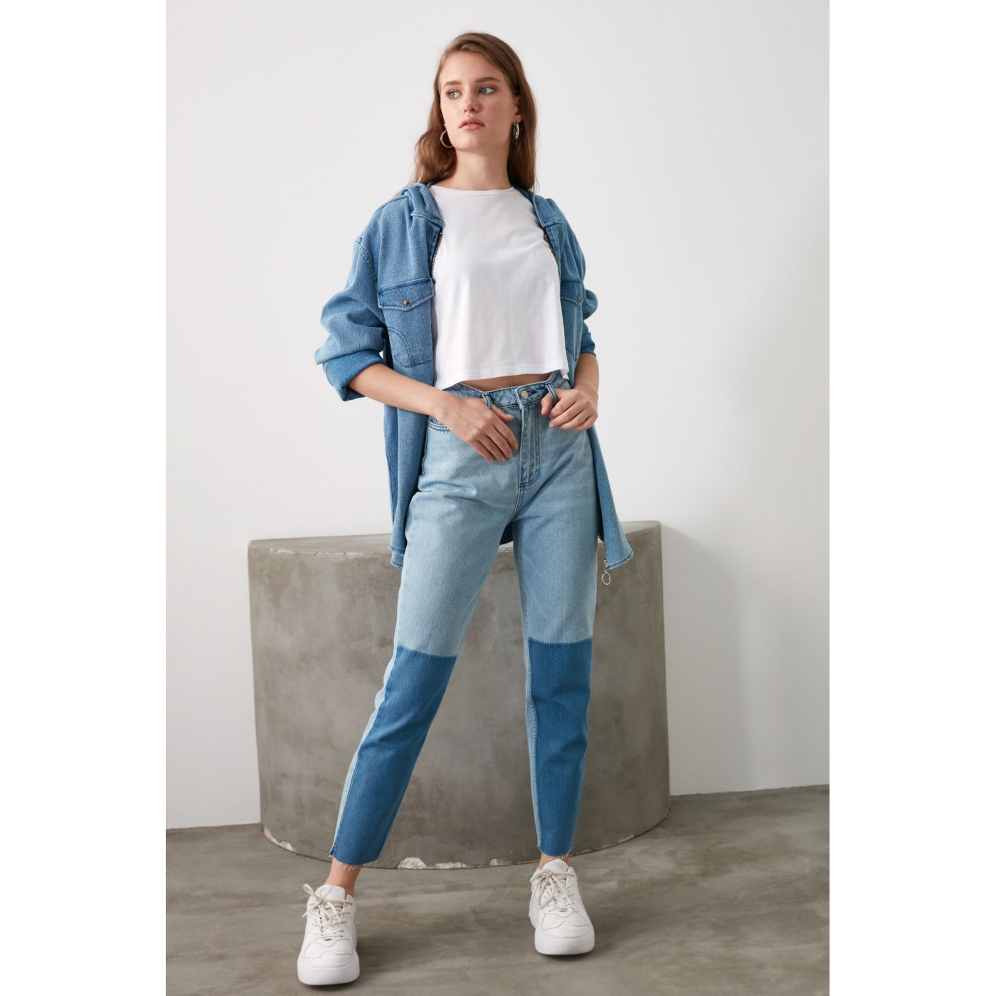 Trendyol High Waist Mom Jeans WITH Blue Block